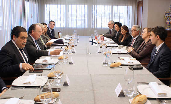 Fotonoticia: trobada empresarial amb l’ambaixadora Finlàndia a Espanya